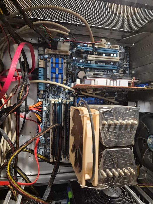 Рабочий комплект Intel Core I7 K875, Gigabyte GA-P55M-UD6, x4 DDR3 8GB