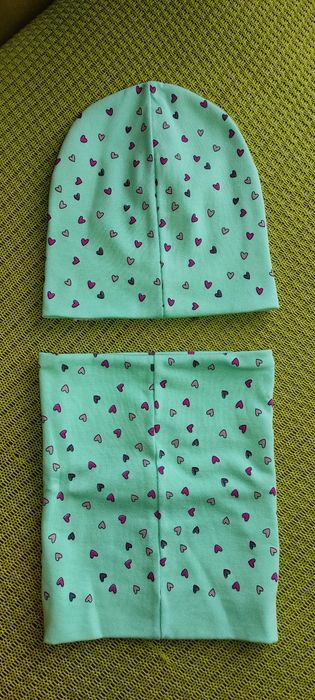 Komplet czapka i komin