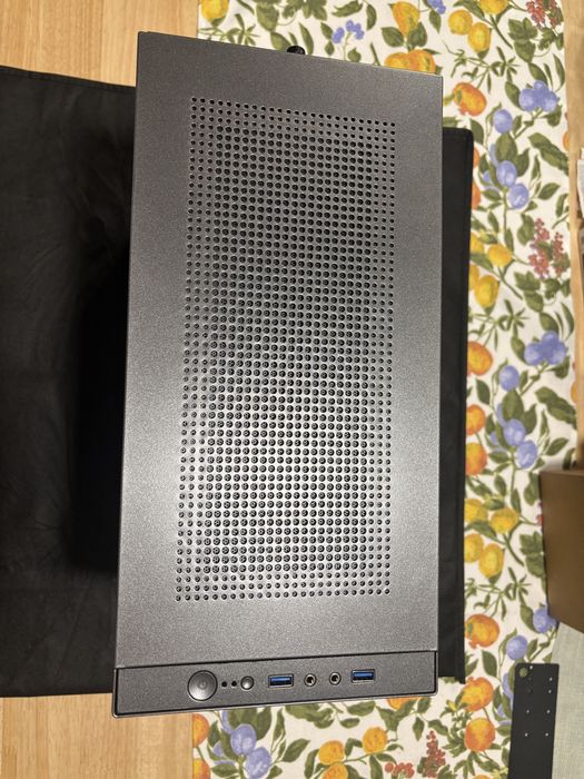 Caixa Mini ITX/mATX IM-01 Pocket - 2 meses de uso