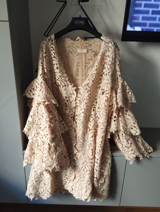 Lana Nguyen L-XL sukienka koronkowa ażurowa