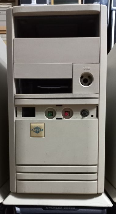 Boxes for 486 Boards64752343506946121