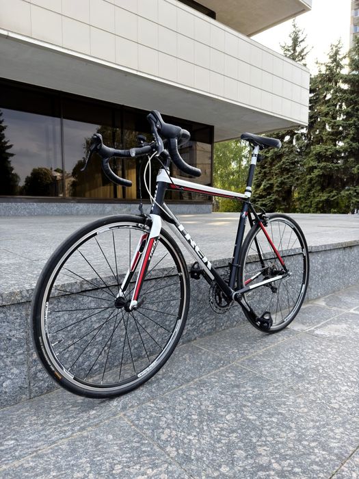 Шосейний велосипед Trek 1.2 (Розмір 58/L) | Карбонова вилка | Ultegra