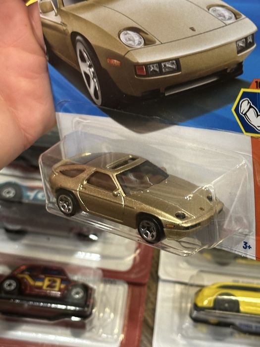 Hot wheels, porsche, audi