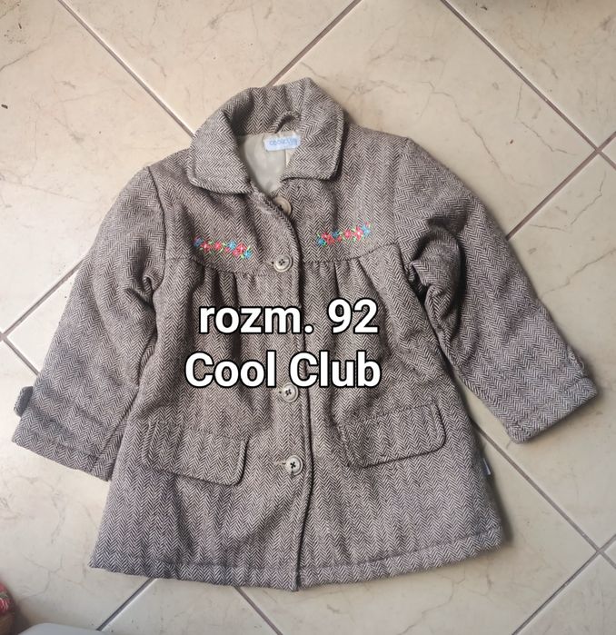 Brązowy przejściowy płaszcz w jodełkę Cool Club rozm. 92