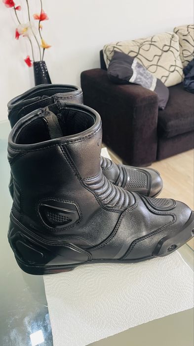 Botas motard homem no 44 impecaveis