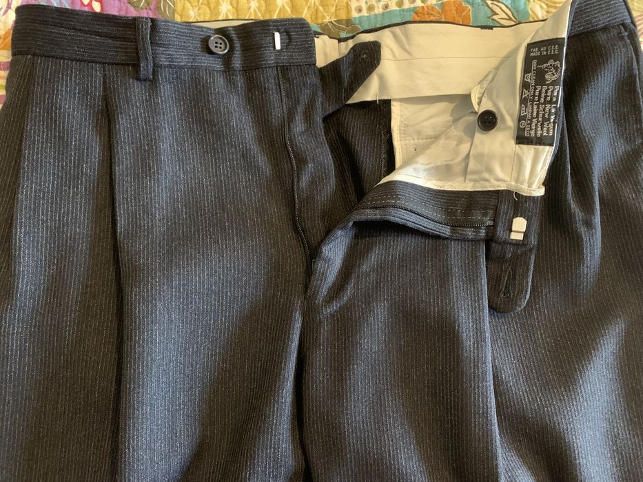 VENDA URGENTE Fato clássico 100% lã virgem