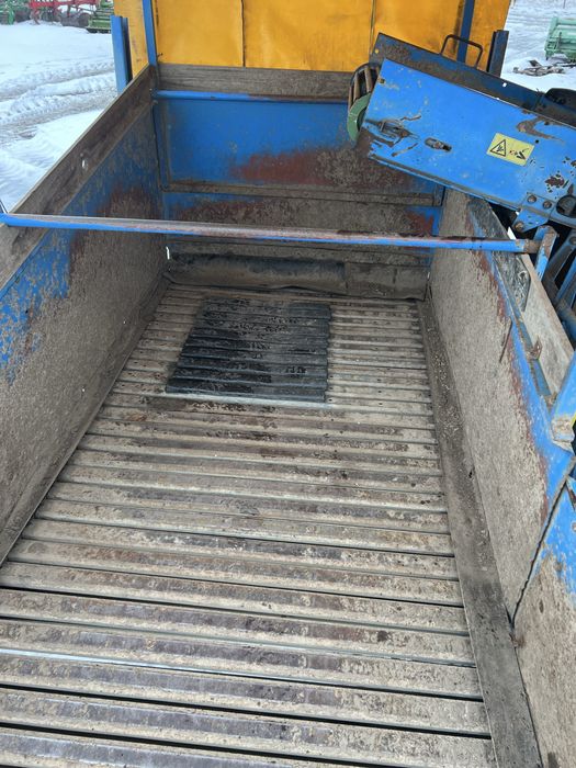 Картоплезбиральний комбайн Anna z644/1