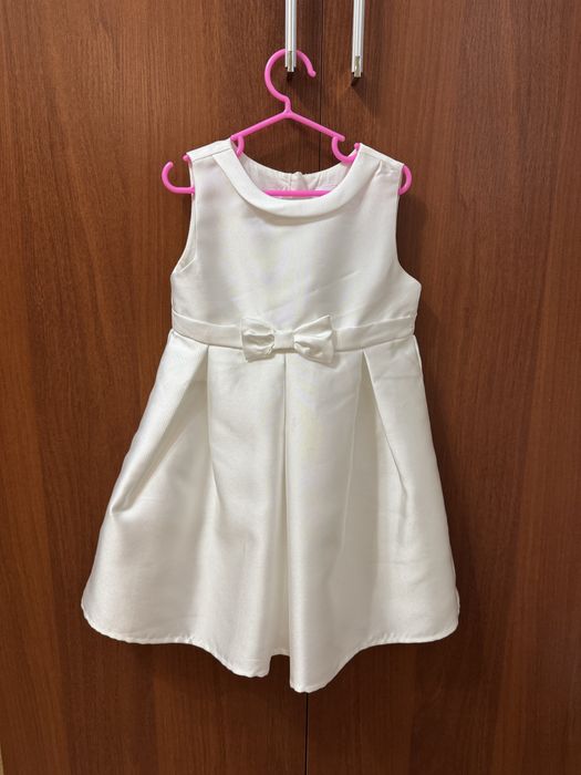 Святкова сукня для дівчинки