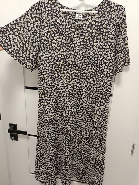 Piękne sukienka na jesień do rajstop 2B rozmiar M