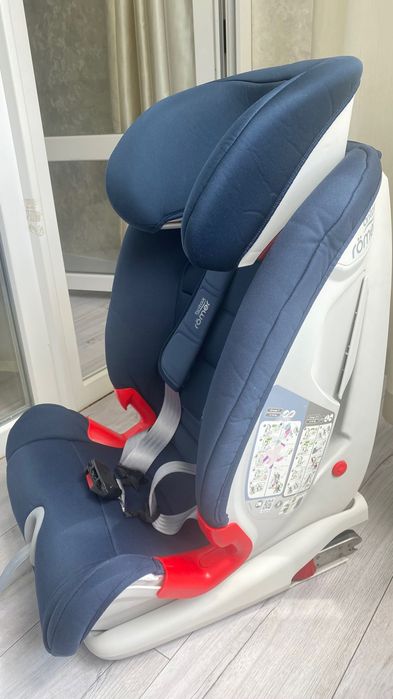Продаж дитячого автокрісла