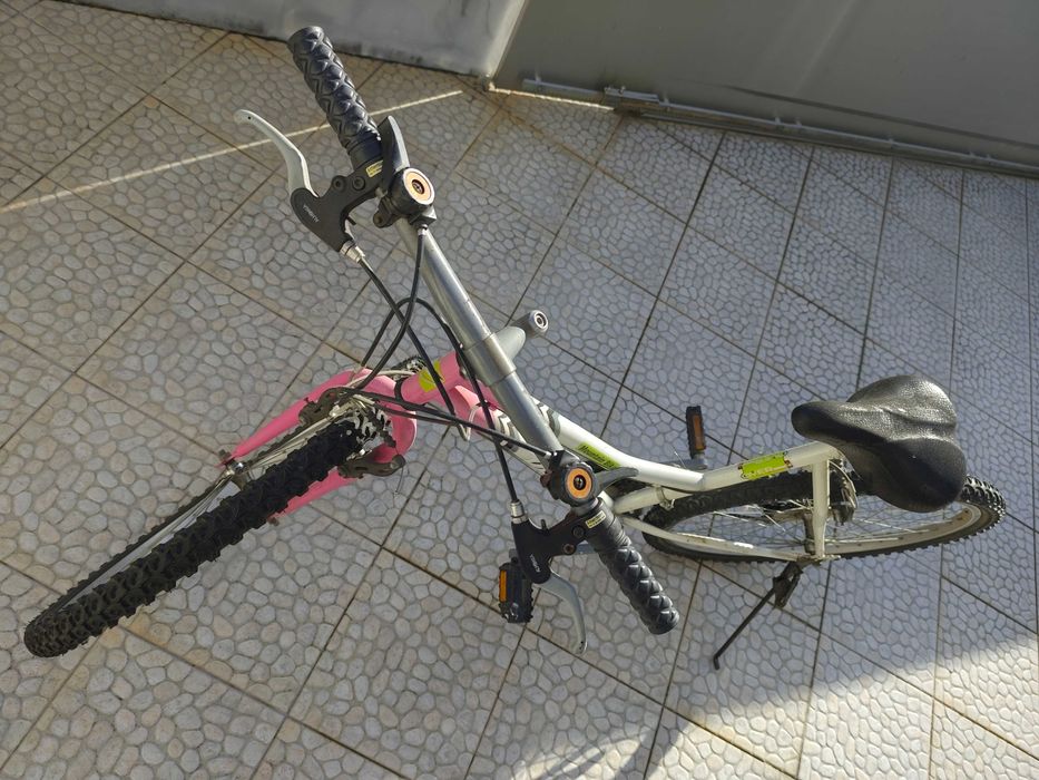 Bicicleta menina ou senhora