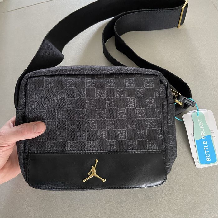 Сумка через плече Nike Air Jordan Monogram 23 чоловіча жіноча барсетка