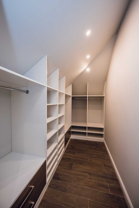 Новий будинок з басейном