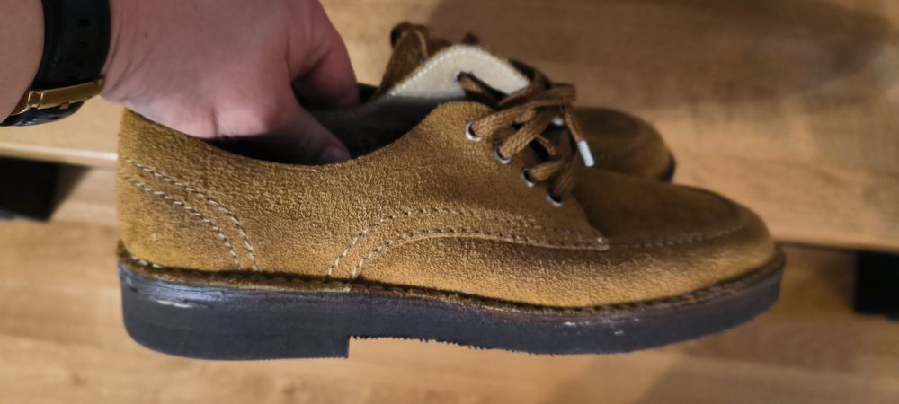 Nowe skórzane buty radomskór z 1984 roku.