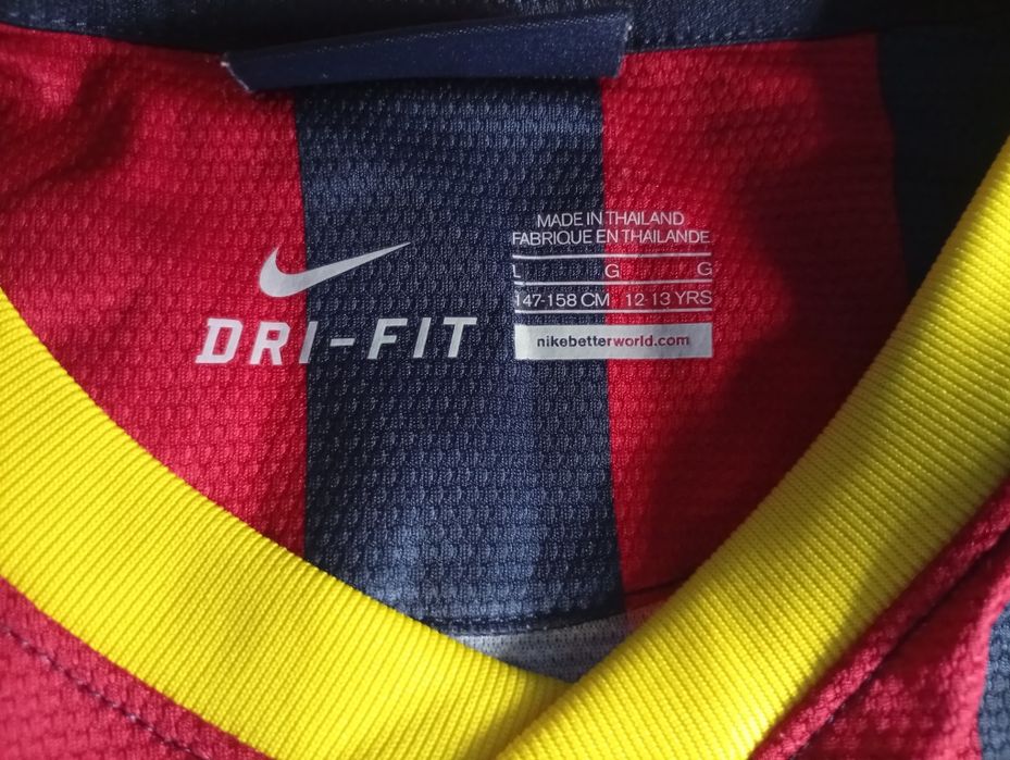T-shirt de futebol do Barcelona tamanho S