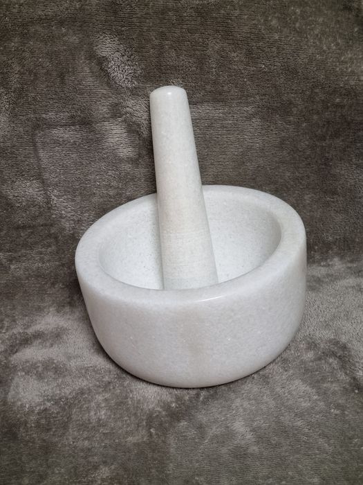 Moździerz 18cm naturalny kamień marmur