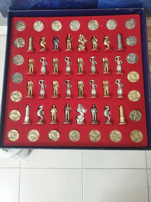 Damas e Xadrez ouro e prata (+peças)