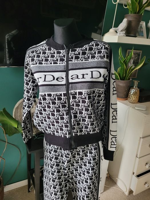 Dres komplet dzianinowy bluza+spodnie S/M napisy