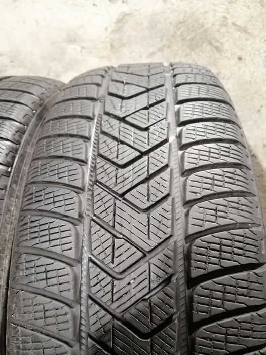 235/60R18 107H M+S Pirelli Scorpion Winter