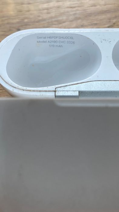 airpods pro 1st gen a2190