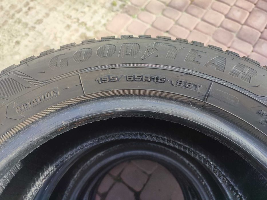 Шини Goodyear UltraGrip 9+ 195/65 R15 95T зима 7мм 2020p