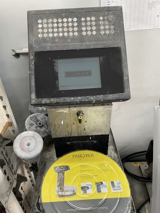 Vendo esta maquina de tinta automovel