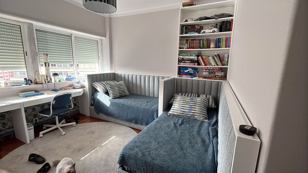 Vendo mobília de quarto completa