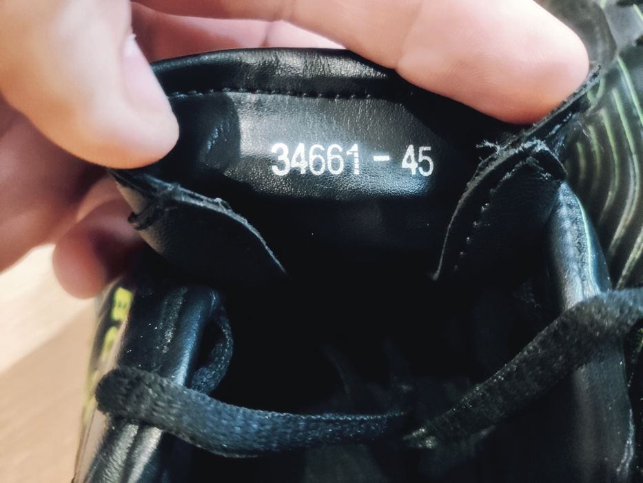 Футзалки BONA 45 розмір