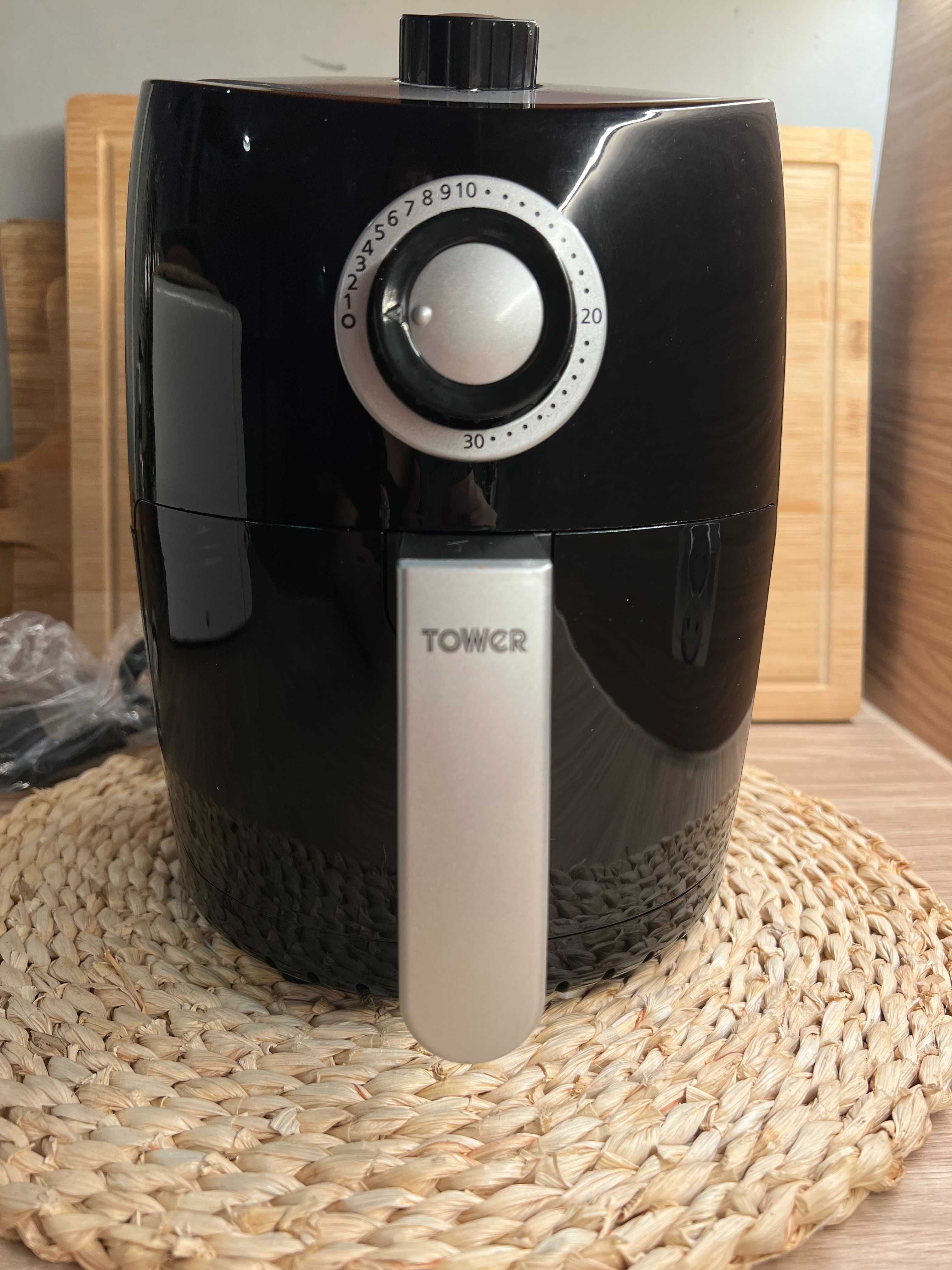 Tower t17023 2024 compact air fryer