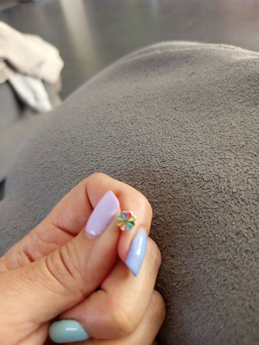 Apart Kids Collection kolczyki dziewczynka  kwiatki srebrne