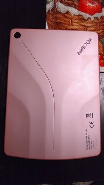 InkBook Calypso Plus – idealny do kanapy i „jeszcze jednego rozdziału"