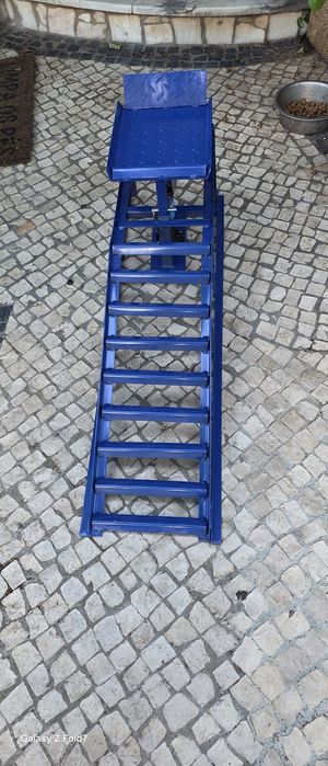 Rampas hidráulicas novas  para automóveis