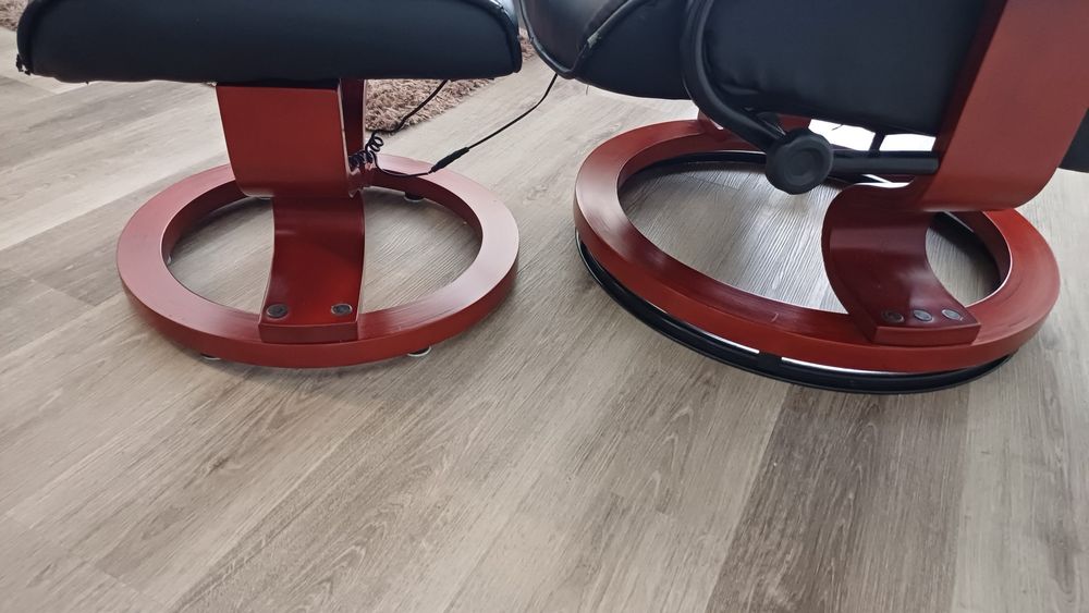 Poltrona em pele vibratória electrica