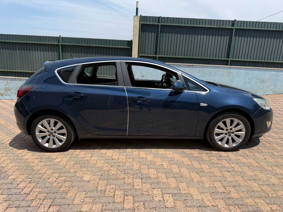 Opel Astra j 1.3 CDTI