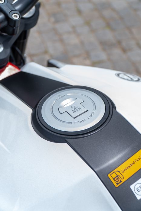 Benelli BN125 2023 menos de 4000kms