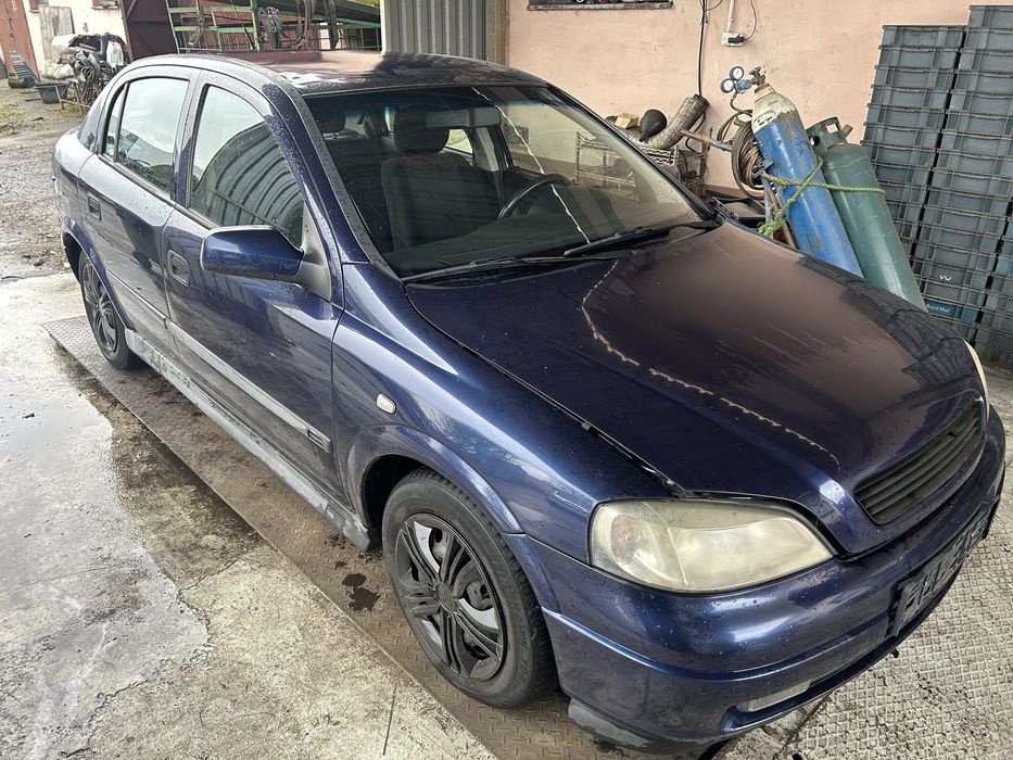 Opel Astra 1.6-16v na części