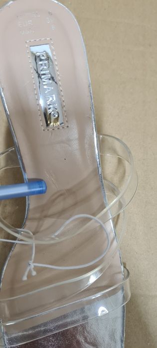 Buty klapki na obcasie