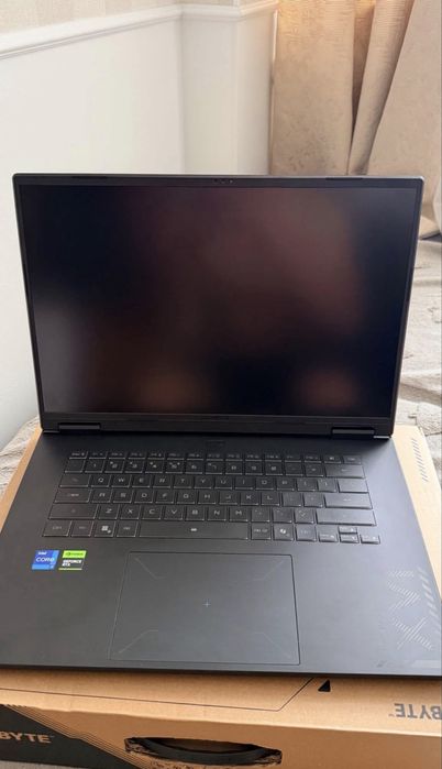 Laptop Gigabyte a16 / RTX5060 / 16gbRam / i7-13620H / NOWY SPRZET