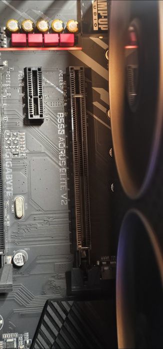 PC Gaming – R 7 5800X | RX 6700 XT 12GB | 16GB RAM | Aorus Elite b550