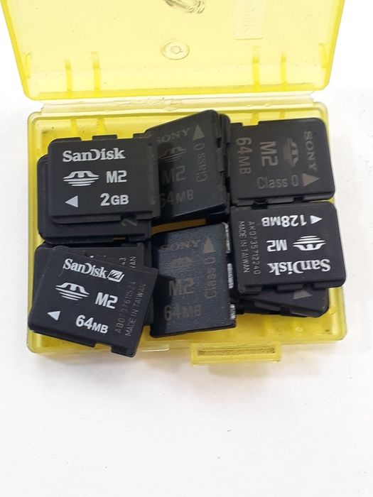 Карта памяти на PSP Sony   (1-4gb)