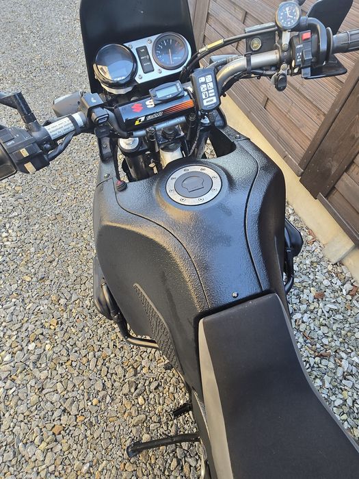 Suzuki DR 800 BIG SUPERstan