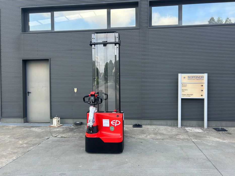 Stacker NOVO EP ES15-15ES 1500 Kgs