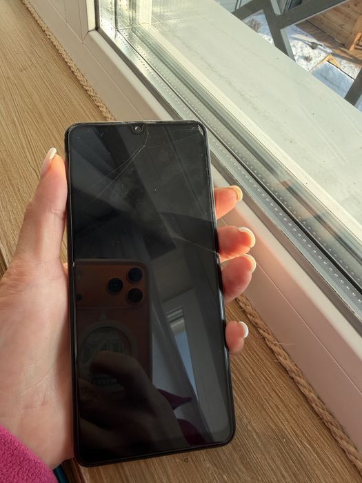 Мобільний телефон Samsung Galaxy M 32