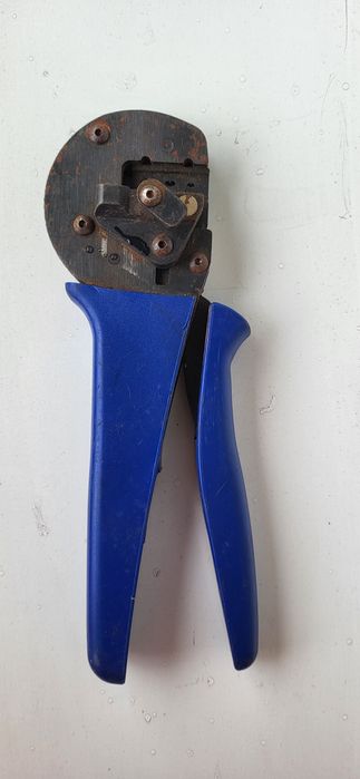 Zaciskarka szczypce do konektorów