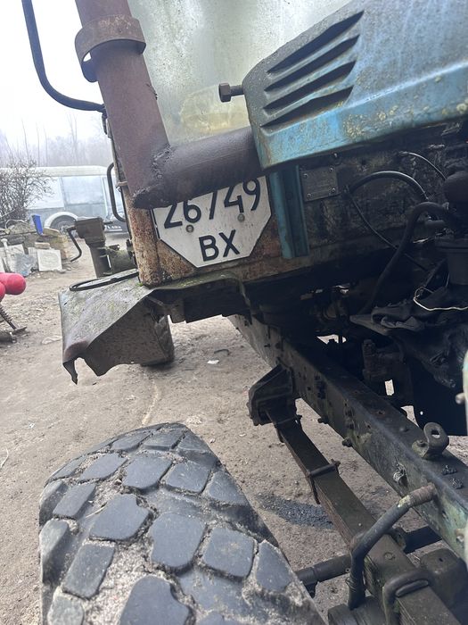 Продам Трактор з краном