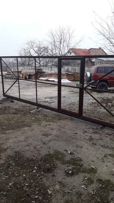 Відкатні ворота,розпашні ворота, гаражні ,зварювальні роботи