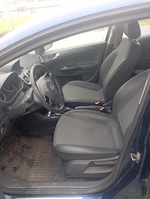 Opel Corsa 1.7d 2010r