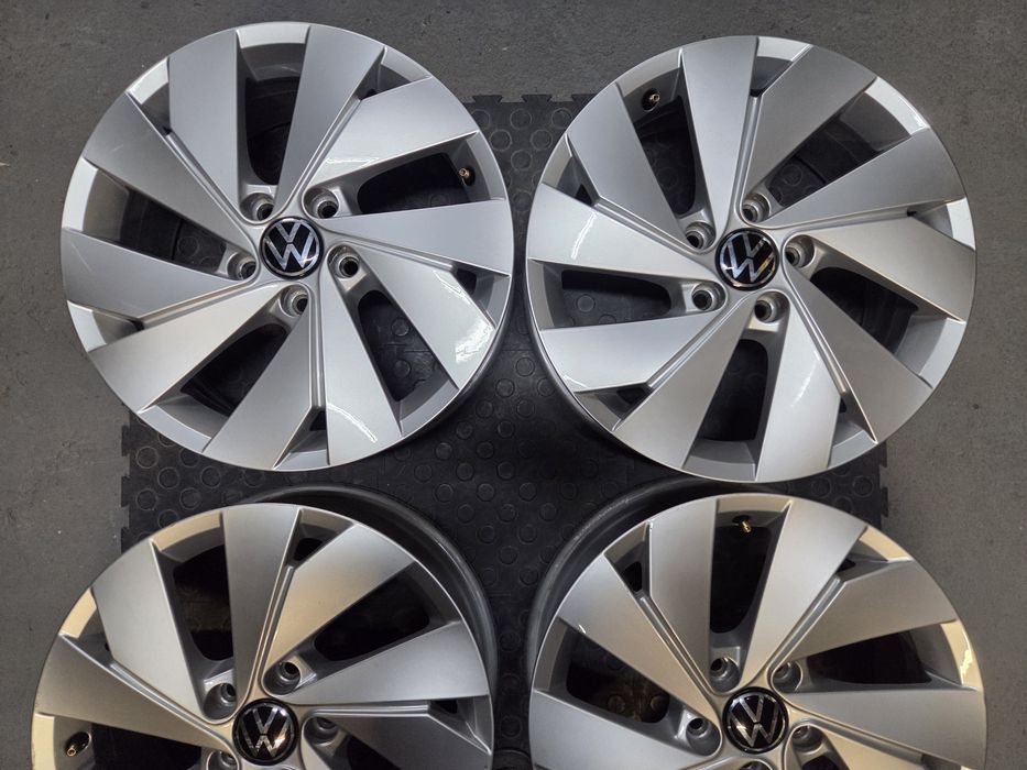 Felgi Aluminiowe 5x112 6,5Jx17 ET 46 Volkswagen