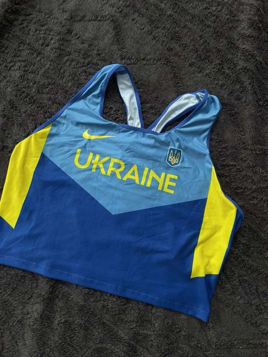 Топ Nike Ukraine