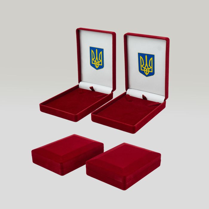 Коробочка для відзнак/медалей  (оксамитова)